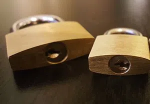 Union Locksmith Store Cincinnati, OH 513-494-3080 - key-broke-in-lock